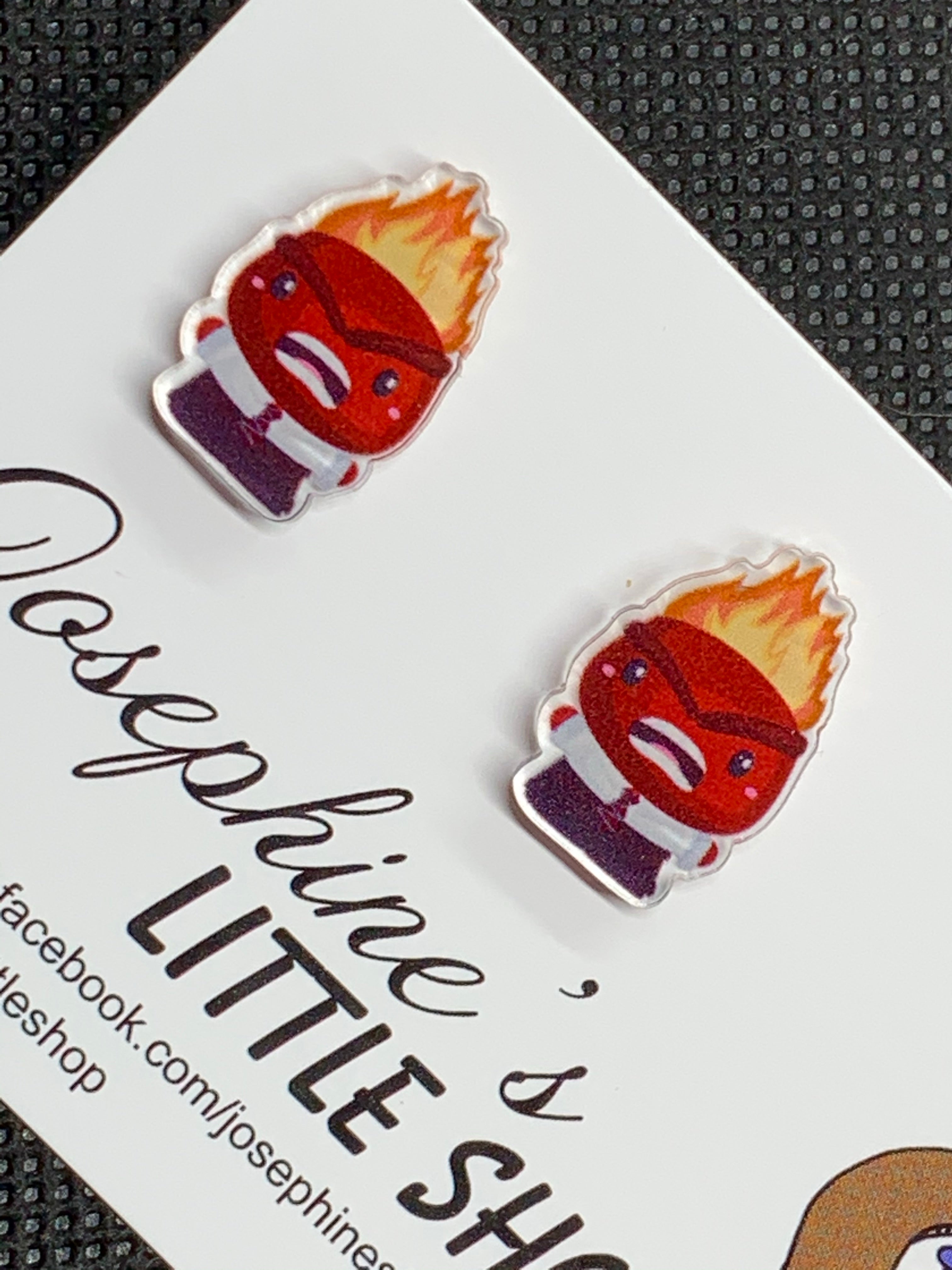 Jolush Angry Emotion - Acrylic Statement Studs